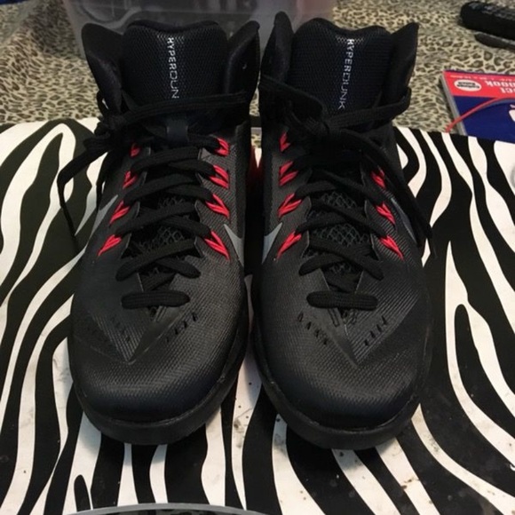 Nike Hyperdunk - Picture 2 of 3